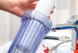 Как менять фильтр для воды?